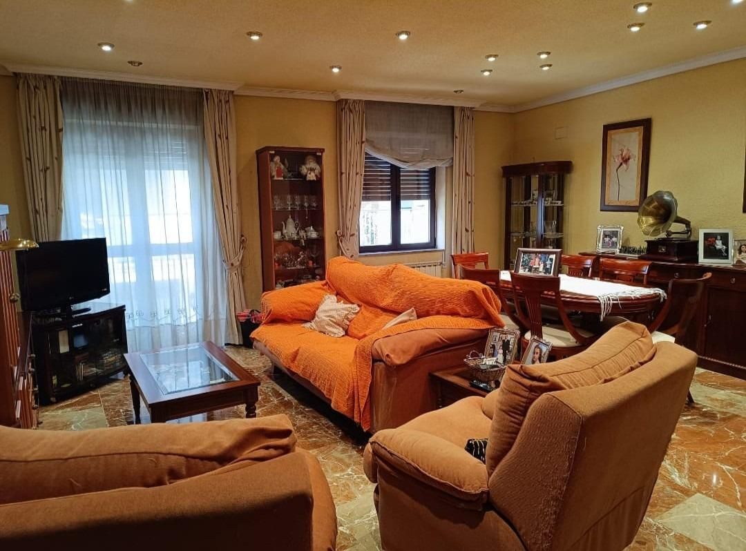 Living room of Flat for sale in  Córdoba Capital  with Air Conditioner, Heating and Storage room
