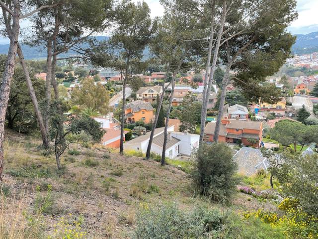 Terreno residencial en Venta en Carrer del Montseny en Martorelles