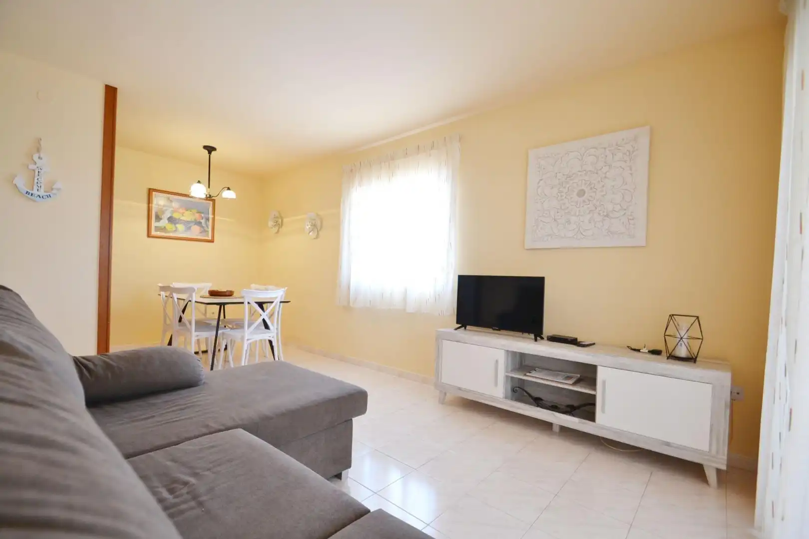 Sala de estar de Casa o chalet en venta en Deltebre con Aire acondicionado, Jardín privado y Terraza