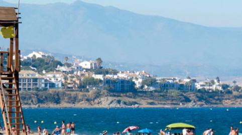 Foto 4 de Residencial en venda a N-340, 147, Puerto de la Duquesa, Málaga