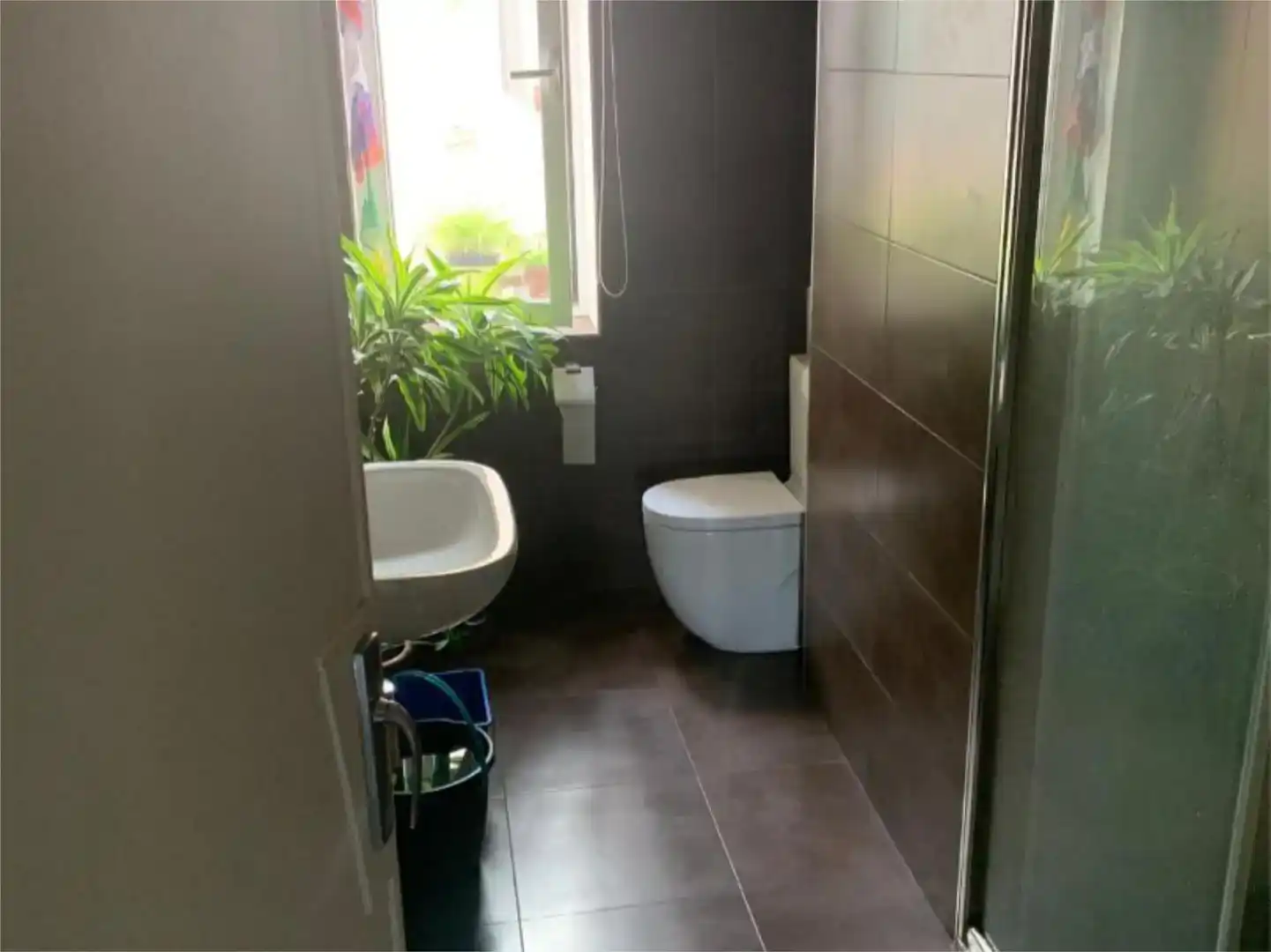 Bany de Pis en venda en Granada amb Jardí privat, Traster i Balcó