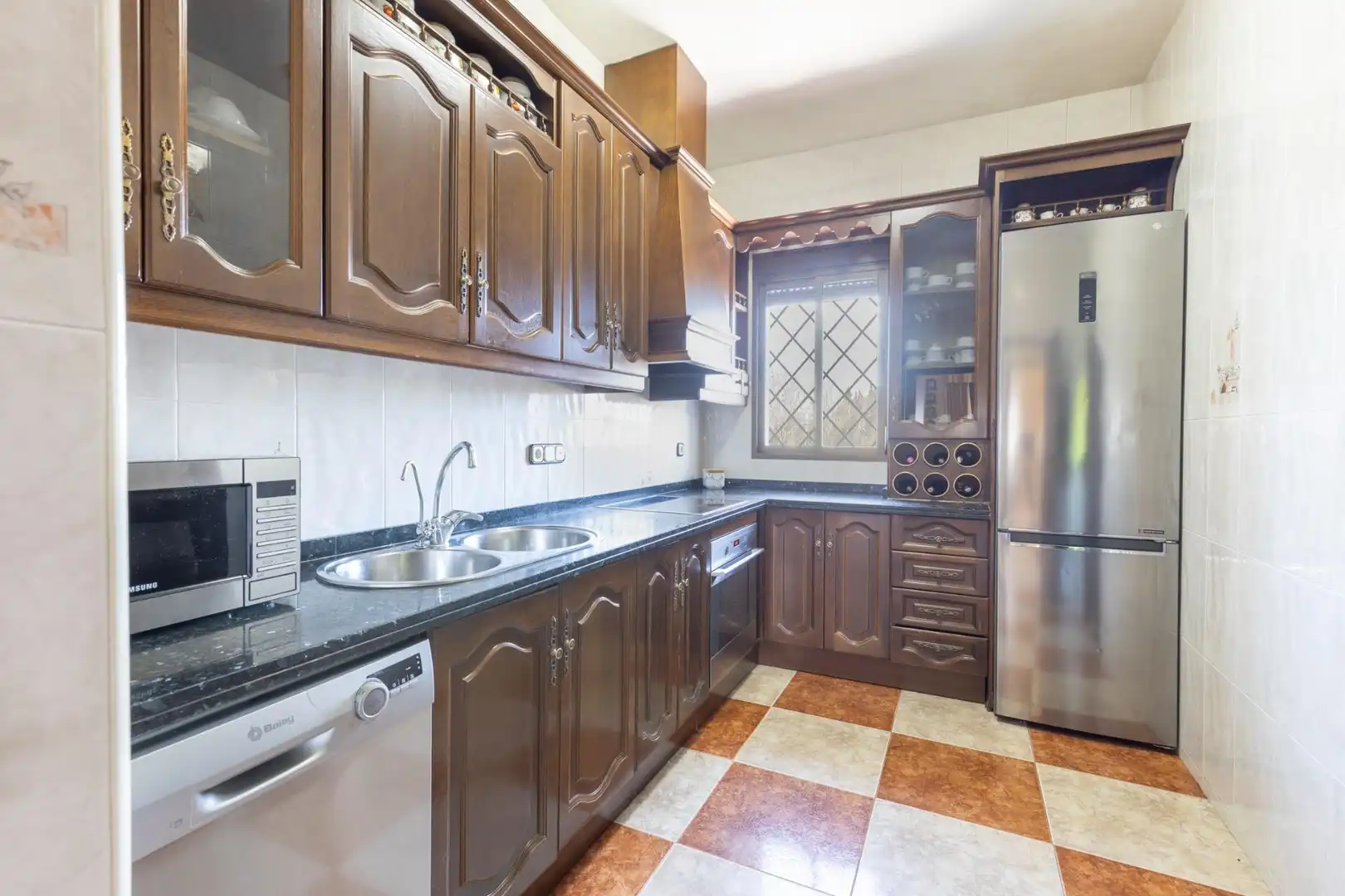 Kitchen of Houses for sale in Granada  with Heating, Private garden and Terrace