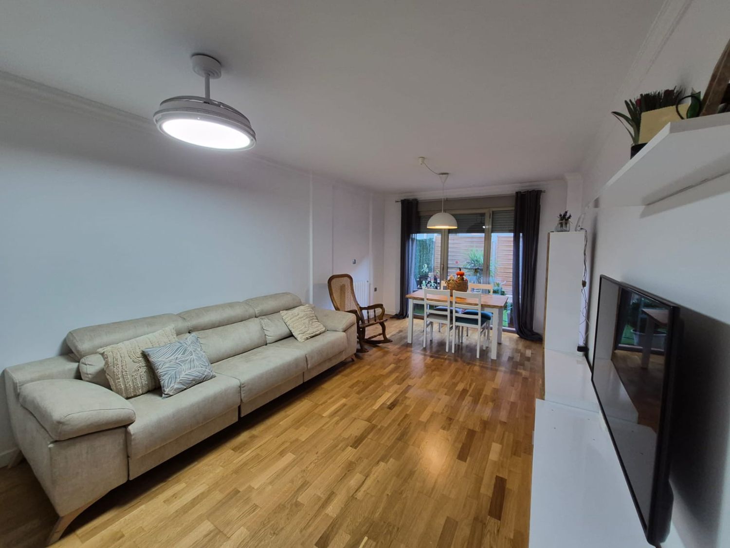 Living room of Single-family semi-detached for sale in  Albacete Capital  with Air Conditioner, Heating and Terrace