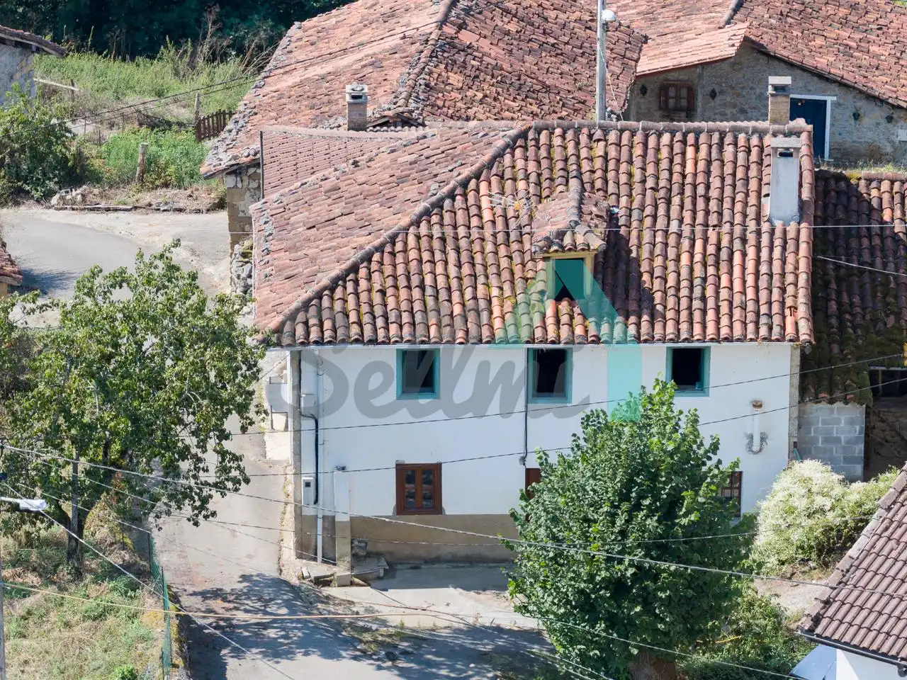 Vista exterior de Casa adosada en venta en Amieva con Jardín privado y Terraza