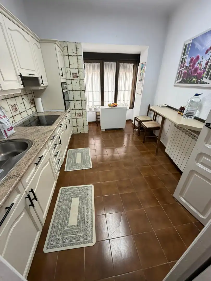 Cocina de Edificio en venta en Monteagudo de las Vicarías, Soria
