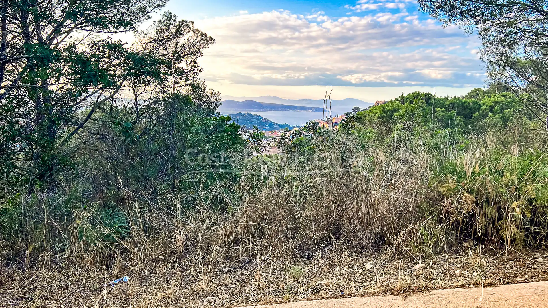 Terrenos y solares en venta en Carrer Pere Serrabella, imagen 2