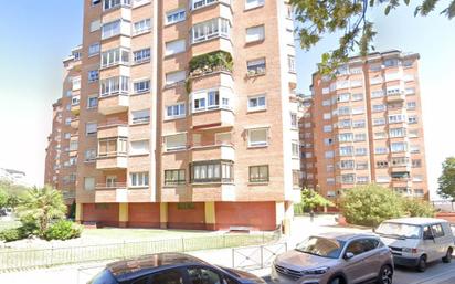 Exterior view of Flat for sale in Valladolid Capital  with Terrace and Balcony