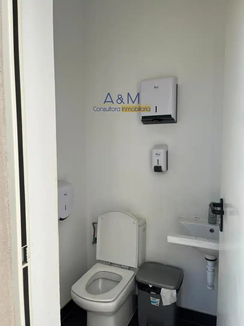 Bathroom of Industrial buildings for sale in Villamartín de Campos  with Heating and Alarm