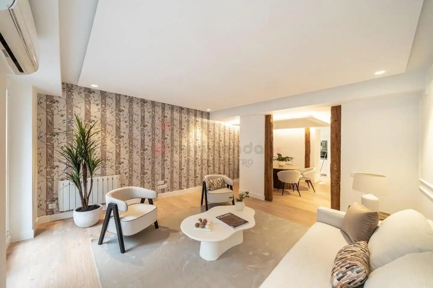 Piso con terraza en venta en Calle de Pérez Galdós, imagen 5