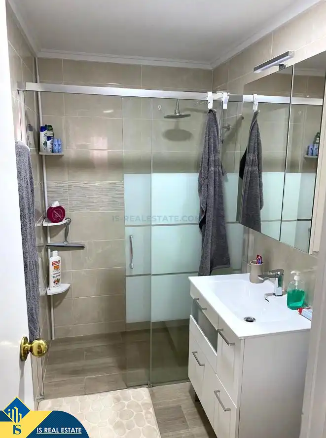 Bathroom of Apartments for sale in Torrevieja  with Air Conditioner, Heating and Terrace