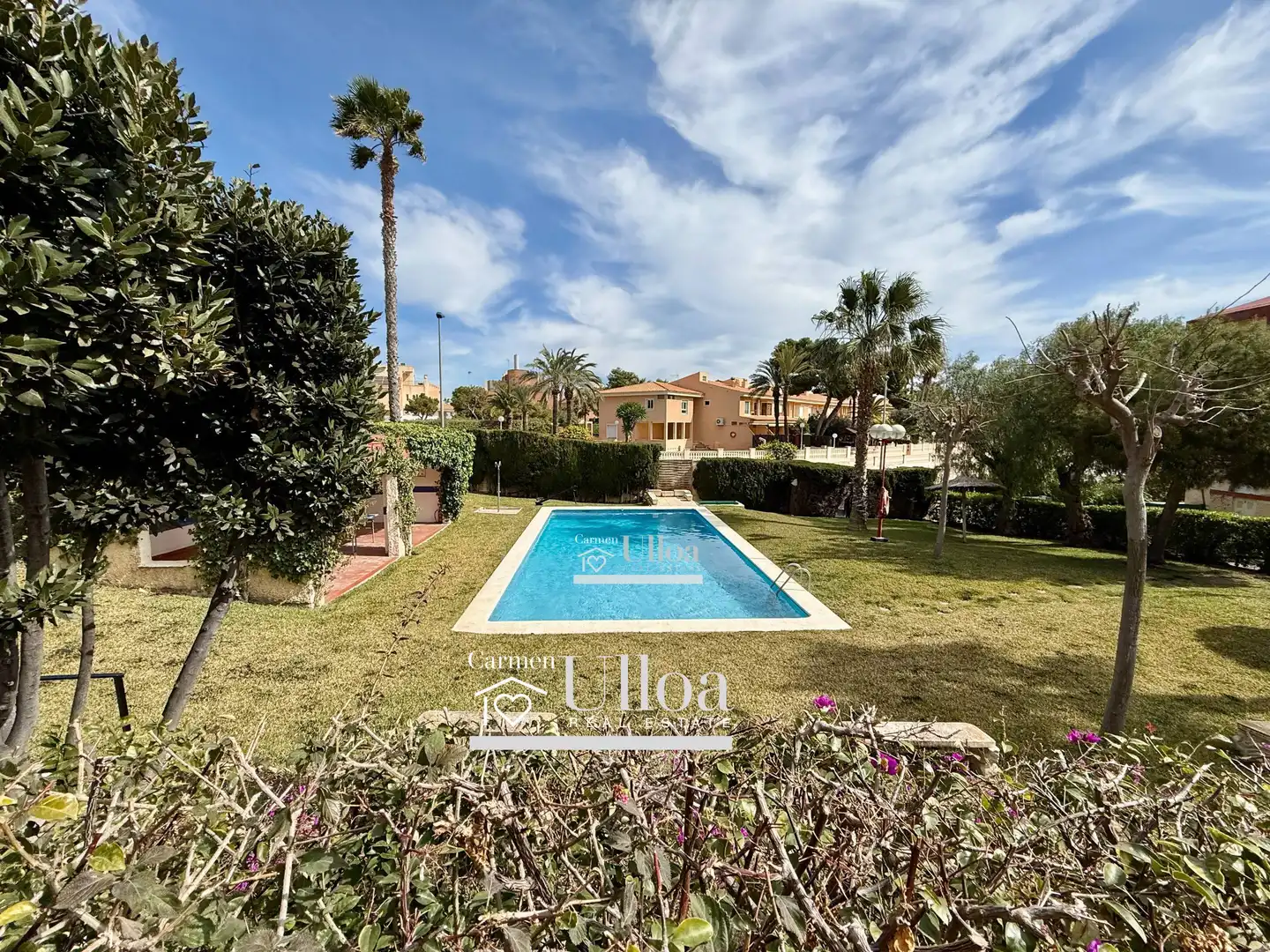 Jardí de Casa o xalet en venda en Alicante / Alacant amb Aire condicionat, Calefacció i Jardí privat