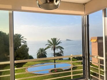 Apartament amb piscina de lloguer a La Cala de Benidorm