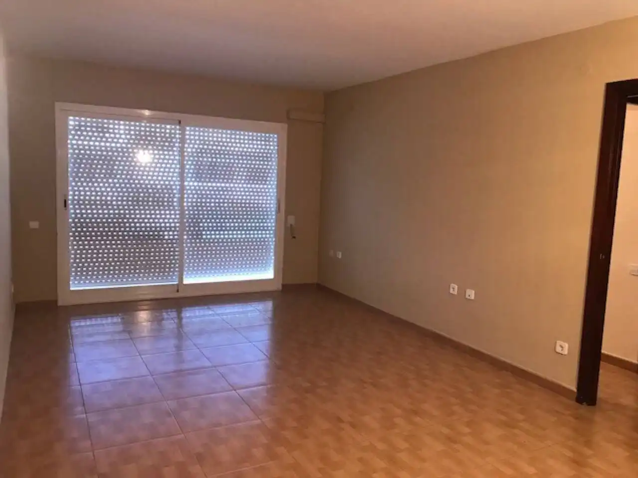 Sala d'estar de Apartament en venda en Vilanova i la Geltrú amb Balcó