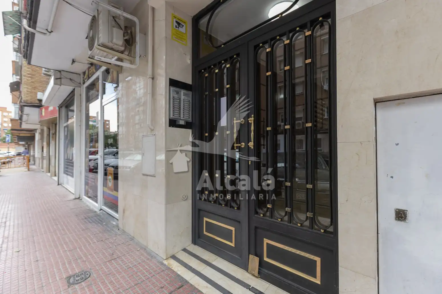 Exterior view of Flat for sale in Alcalá de Henares  with Heating and Terrace