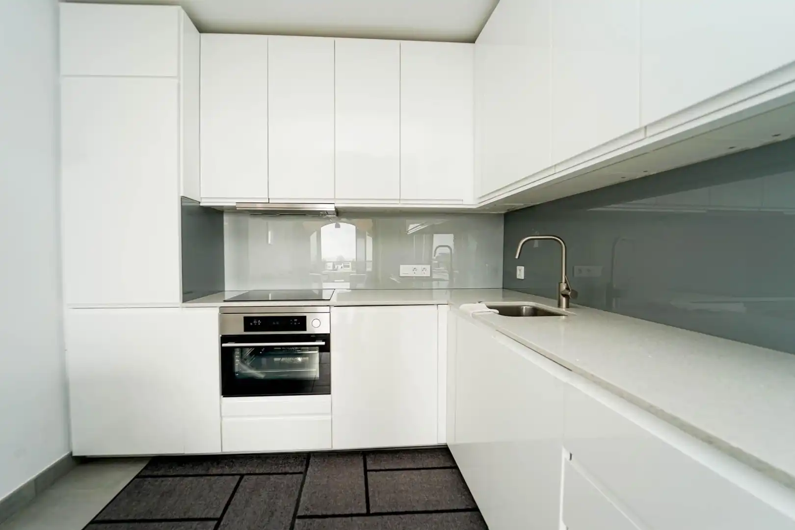 Cocina de Apartamento en venta en Mogán con Aire acondicionado, Jardín privado y Terraza