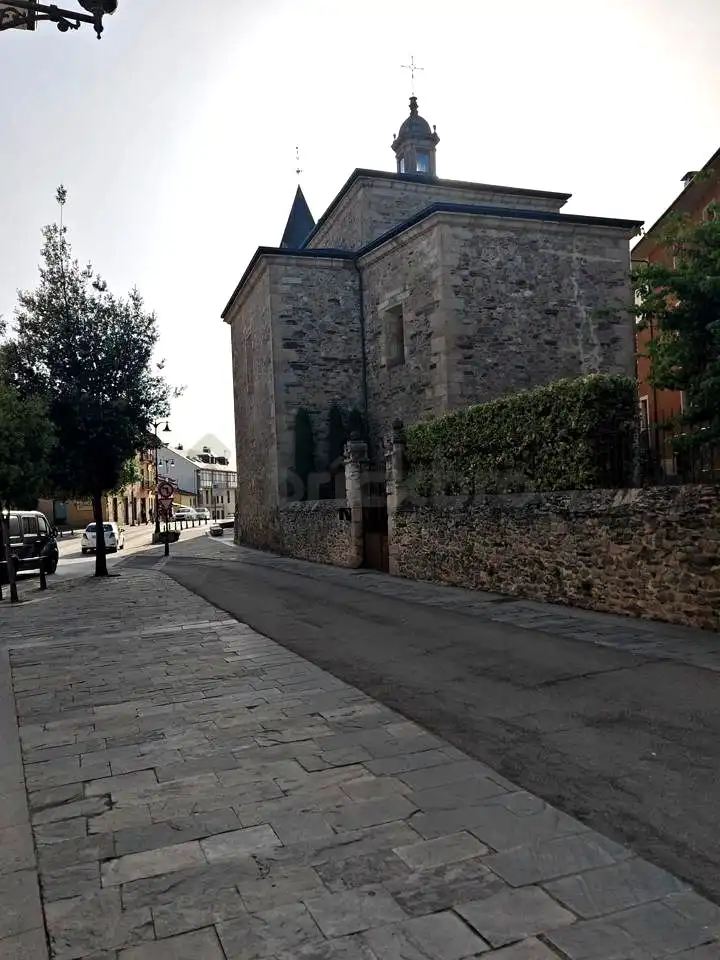 Außenansicht von Geschaftsraum zur Miete in Ponferrada