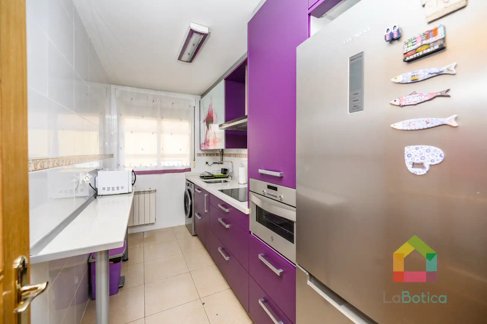 Cuina de Apartament en venda en Toledo amb Aire condicionat, Moblat i Piscina comunitària