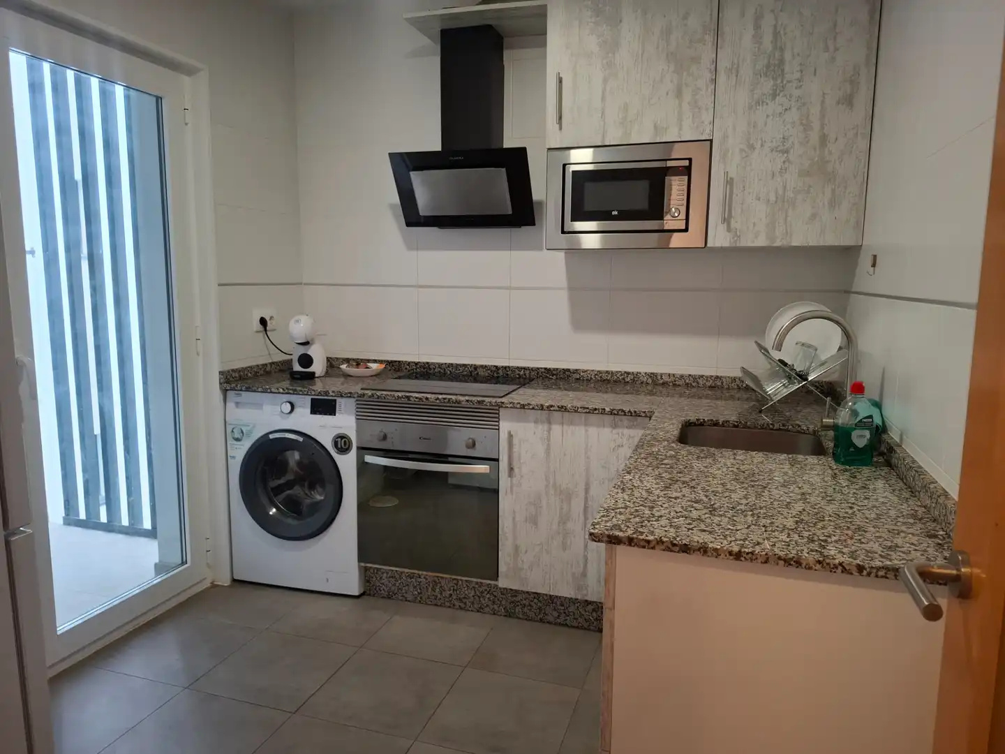 Cocina de Piso en venta en Viveiro con Terraza, Amueblado y Piscina comunitaria
