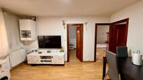 Living room of Flat for sale in  Madrid Capital  with Air Conditioner, Heating and Storage room