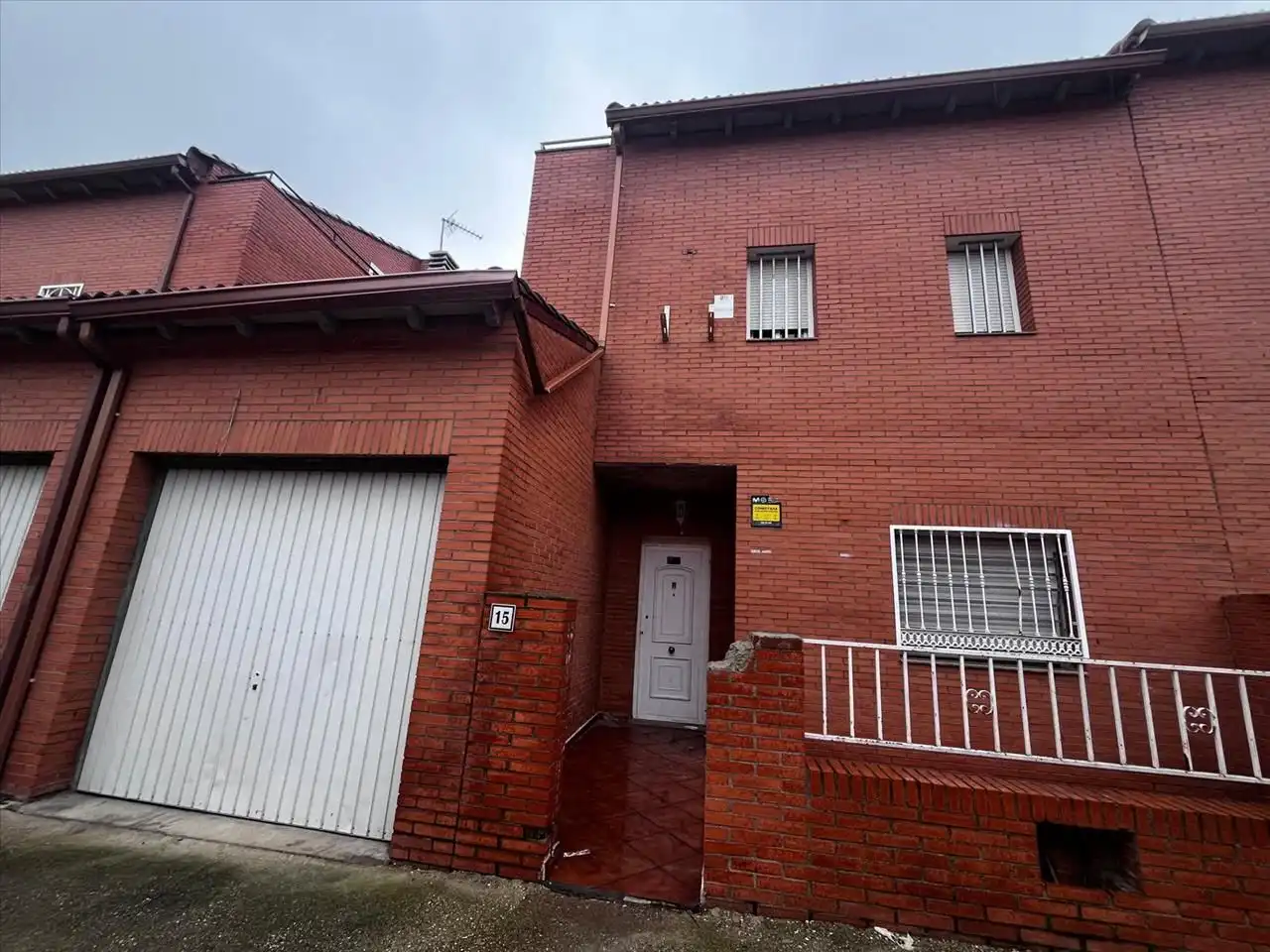 Vista exterior de Casa o xalet en venda en Chozas de Canales