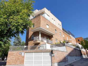 Individual en venta en Calle de Vitruvio