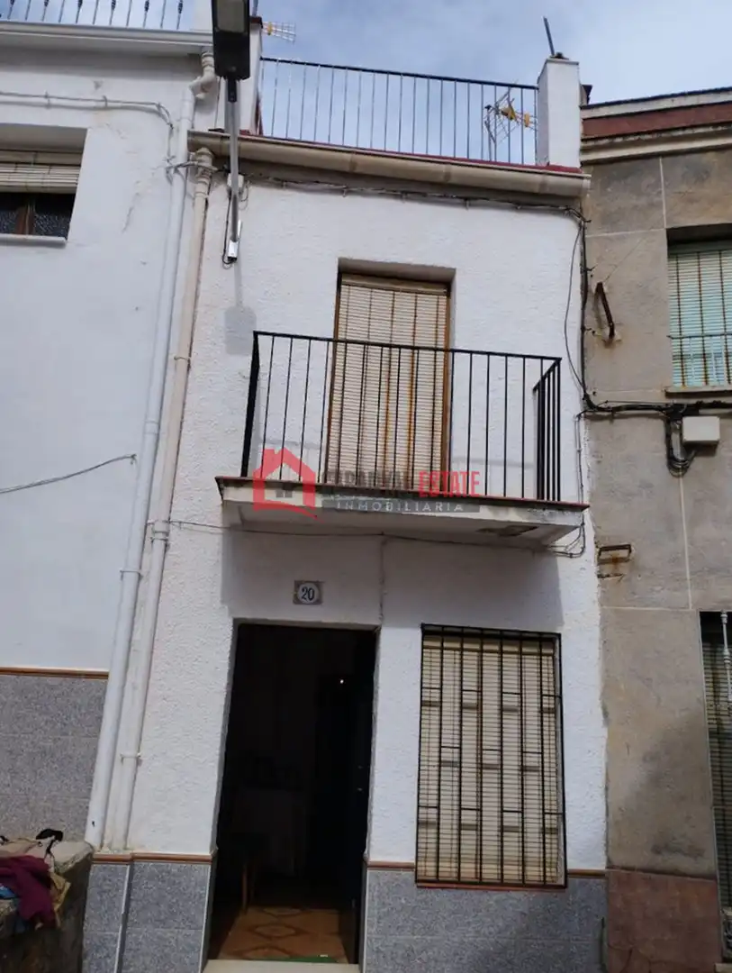 Vista exterior de Casa adosada en venta en Fuencaliente con Terraza y Balcón