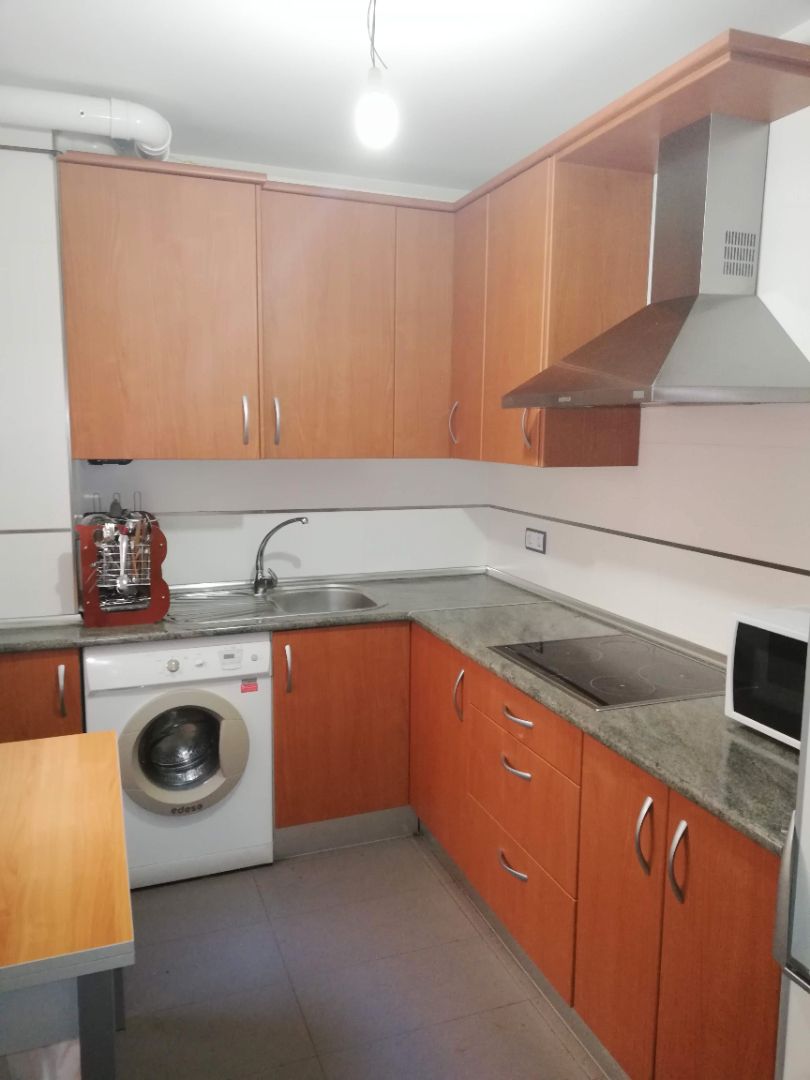 Cuina de Dúplex en venda en Villarcayo de Merindad de Castilla la Vieja amb Calefacció i Moblat
