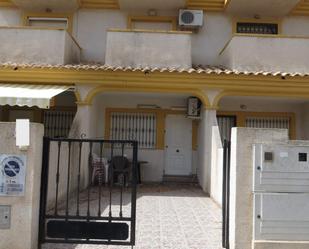 Vista exterior de Casa adosada en venda en Cartagena amb Aire condicionat i Balcó