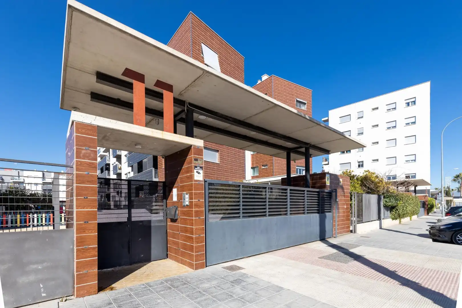 Piso con piscina en venta en Avenida de Circunvalación, imagen 3