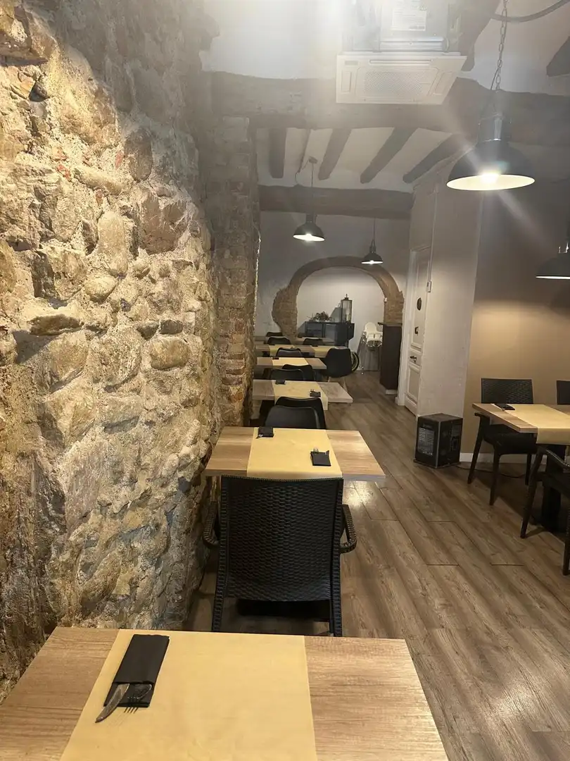 Local en venda en Igualada amb Aire condicionat