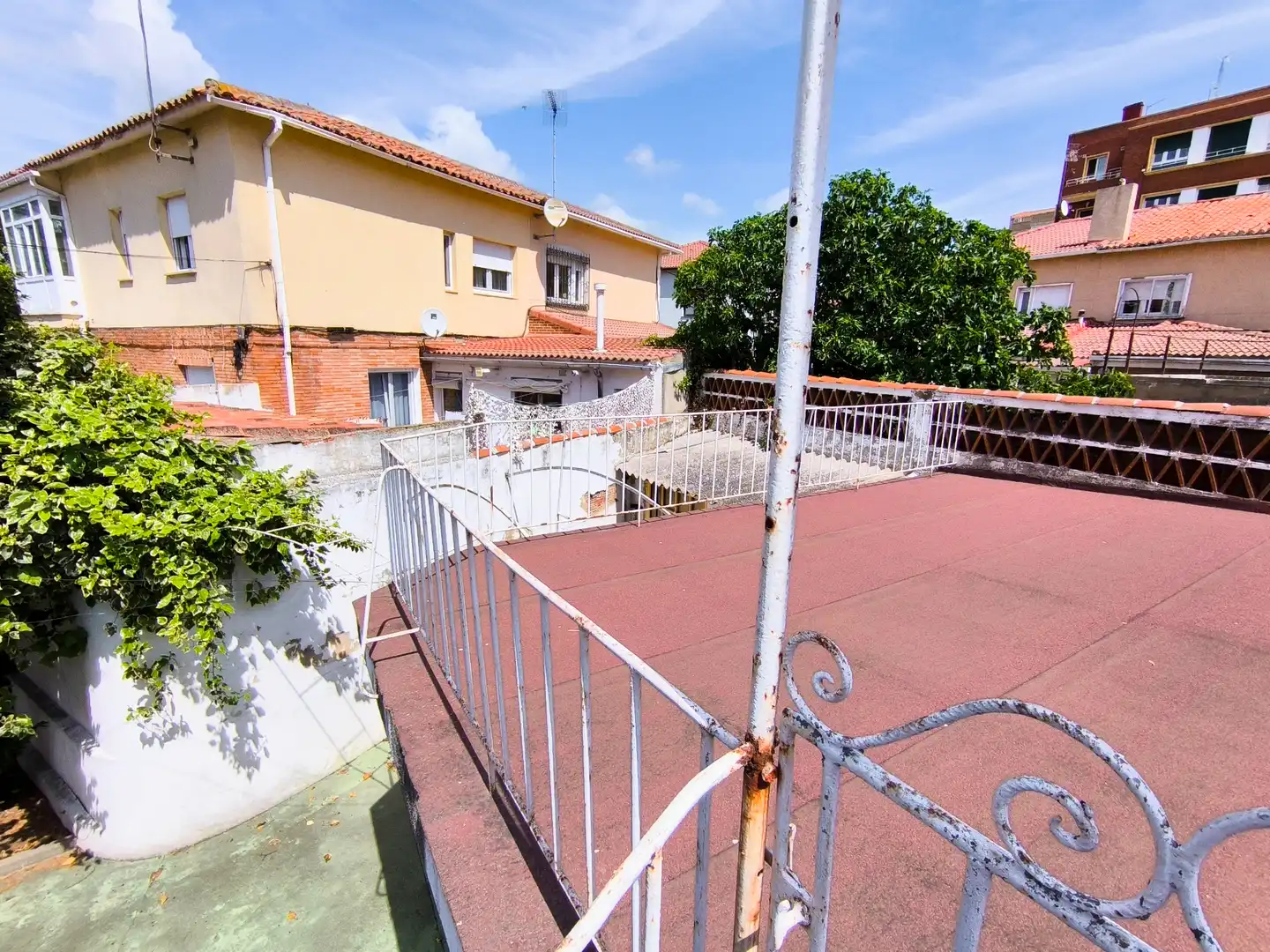 Terrassa de Casa o xalet en venda en Palencia amb Calefacció, Jardí privat i Parquet