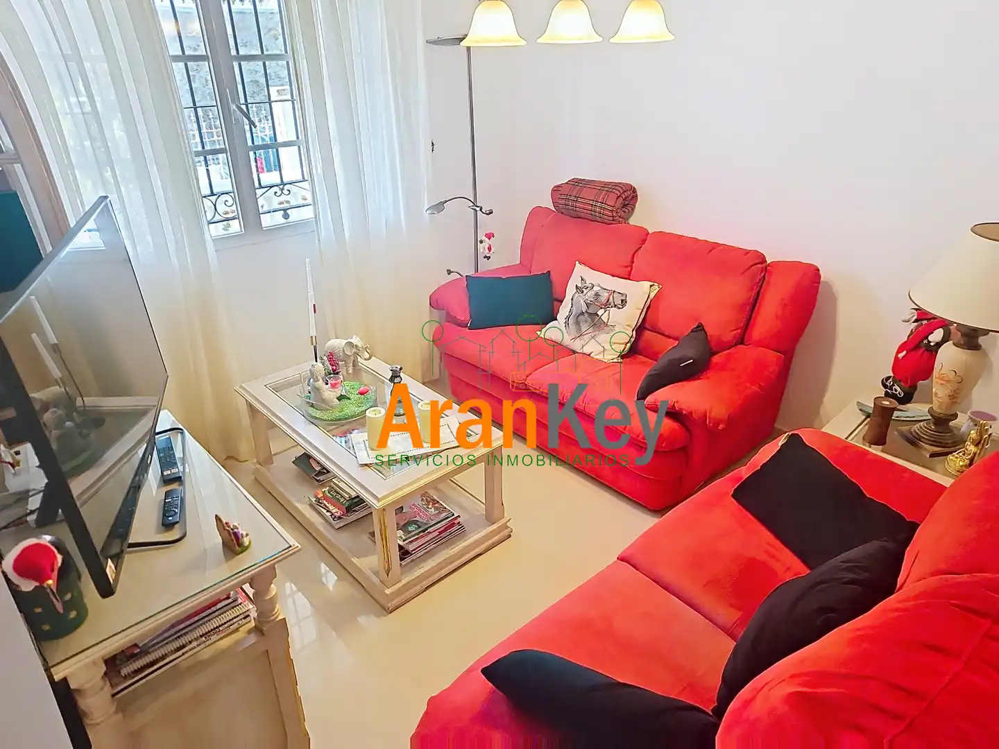 Living room of Houses for sale in Aranjuez  with Air Conditioner, Private garden and Terrace