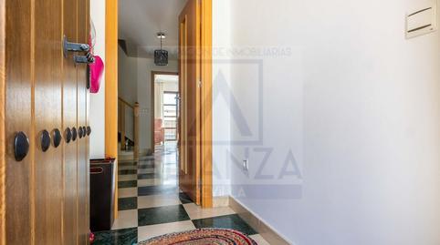 Foto 2 de Casa adosada en venta en Plaza Aragón, 4, San José de la Rinconada, Sevilla
