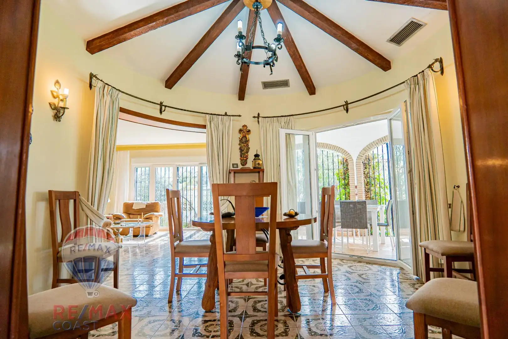 Comedor de Casa o chalet en venta en Torrox con Aire acondicionado, Calefacción y Jardín privado
