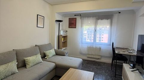 Foto 2 de Piso en venta en Calle Joaquín Soldevilla, Sama, Langreo