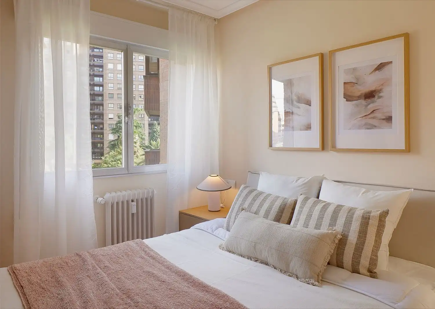 Habitación de Piso de alquiler en Gijón  con Calefacción, Terraza y Trastero