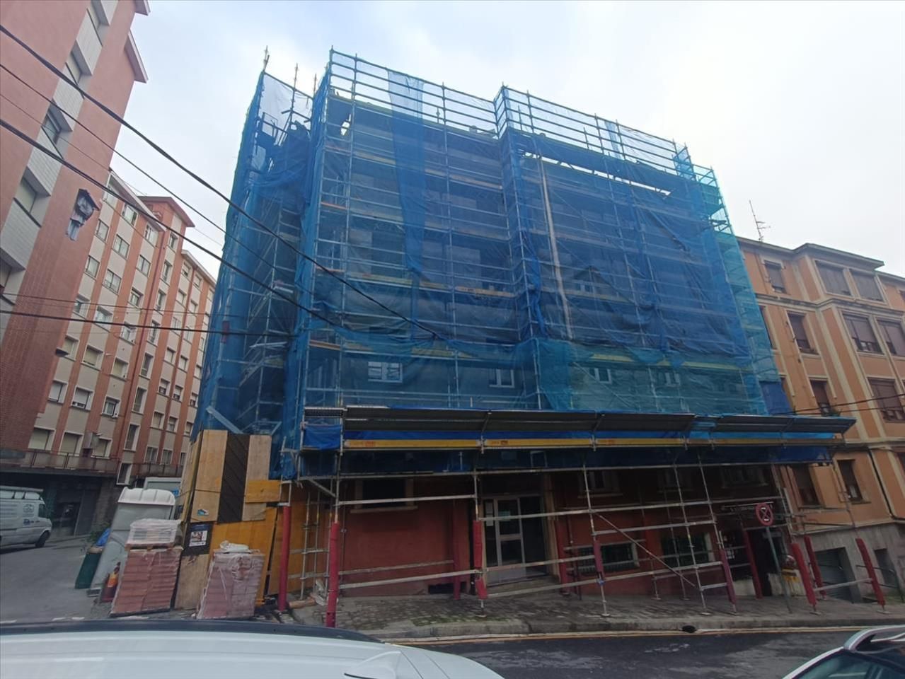 Vista exterior de Pis en venda en Bilbao 