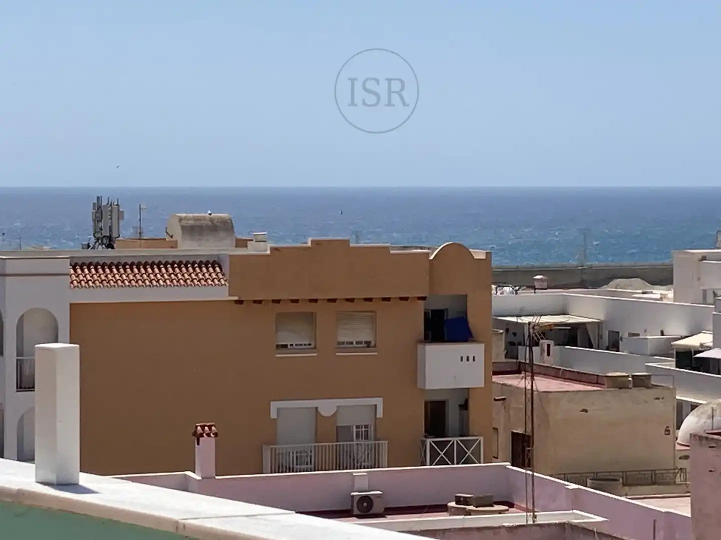 Vista exterior de Ático en venta en Garrucha con Aire acondicionado, Terraza y Trastero