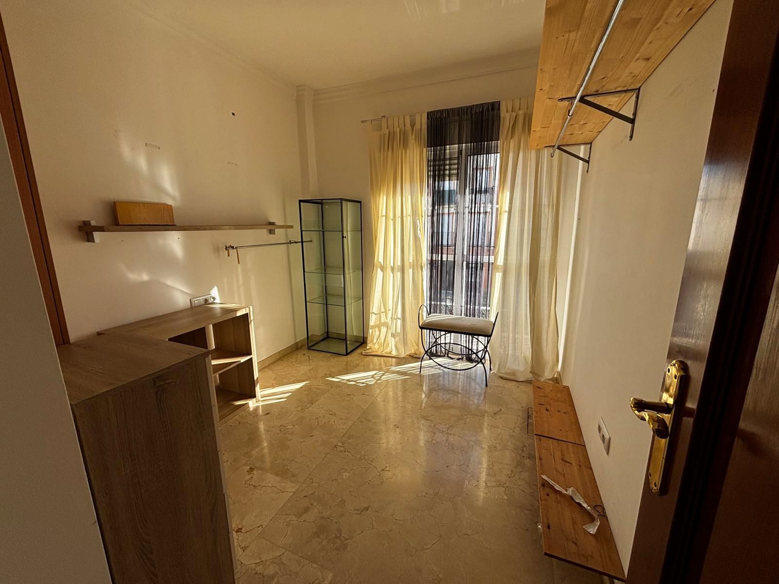 Bedroom of Flat for sale in Brenes  with Terrace, Storage room and Furnished