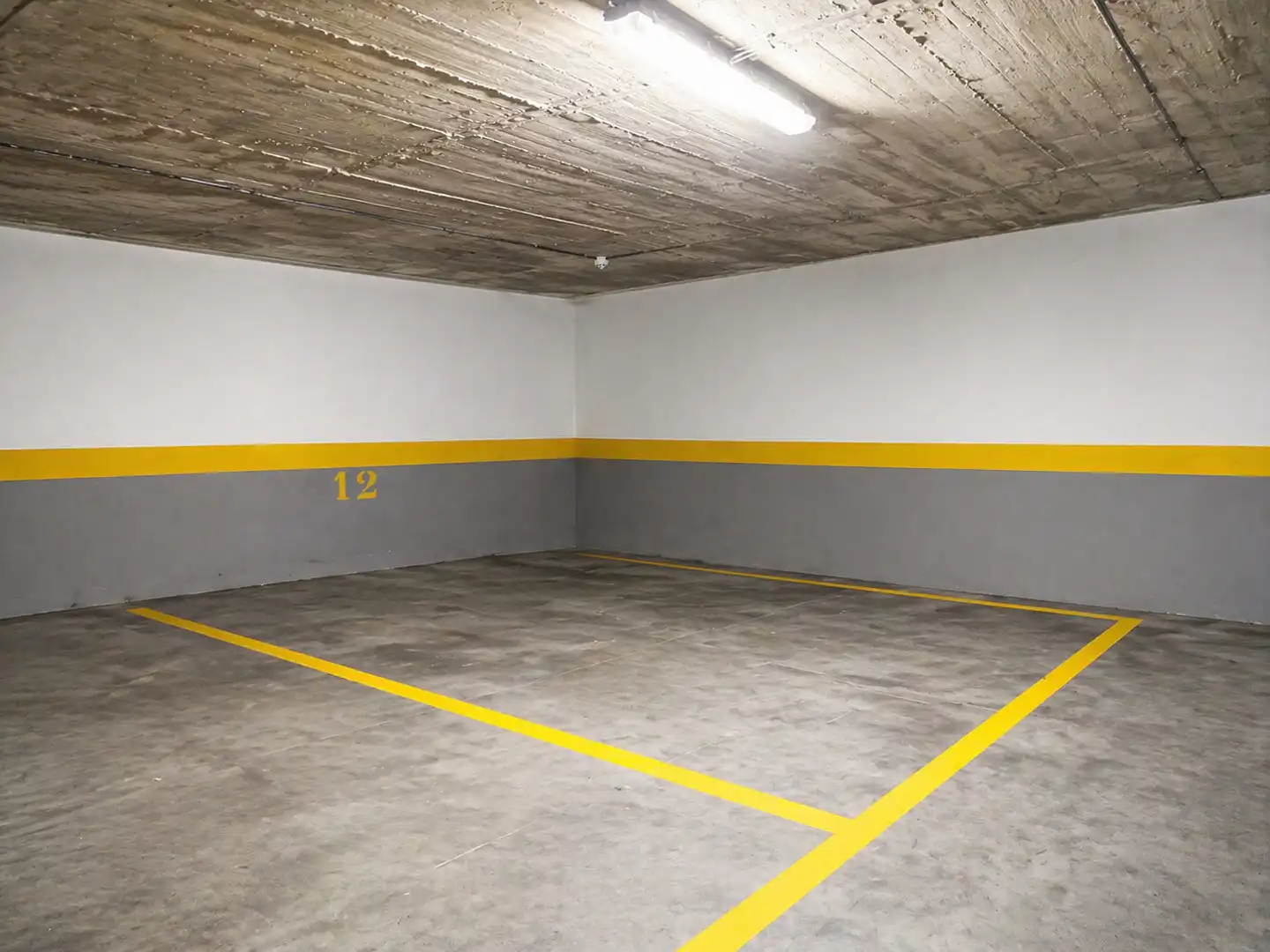 Parking of Garage for rent in Madrid