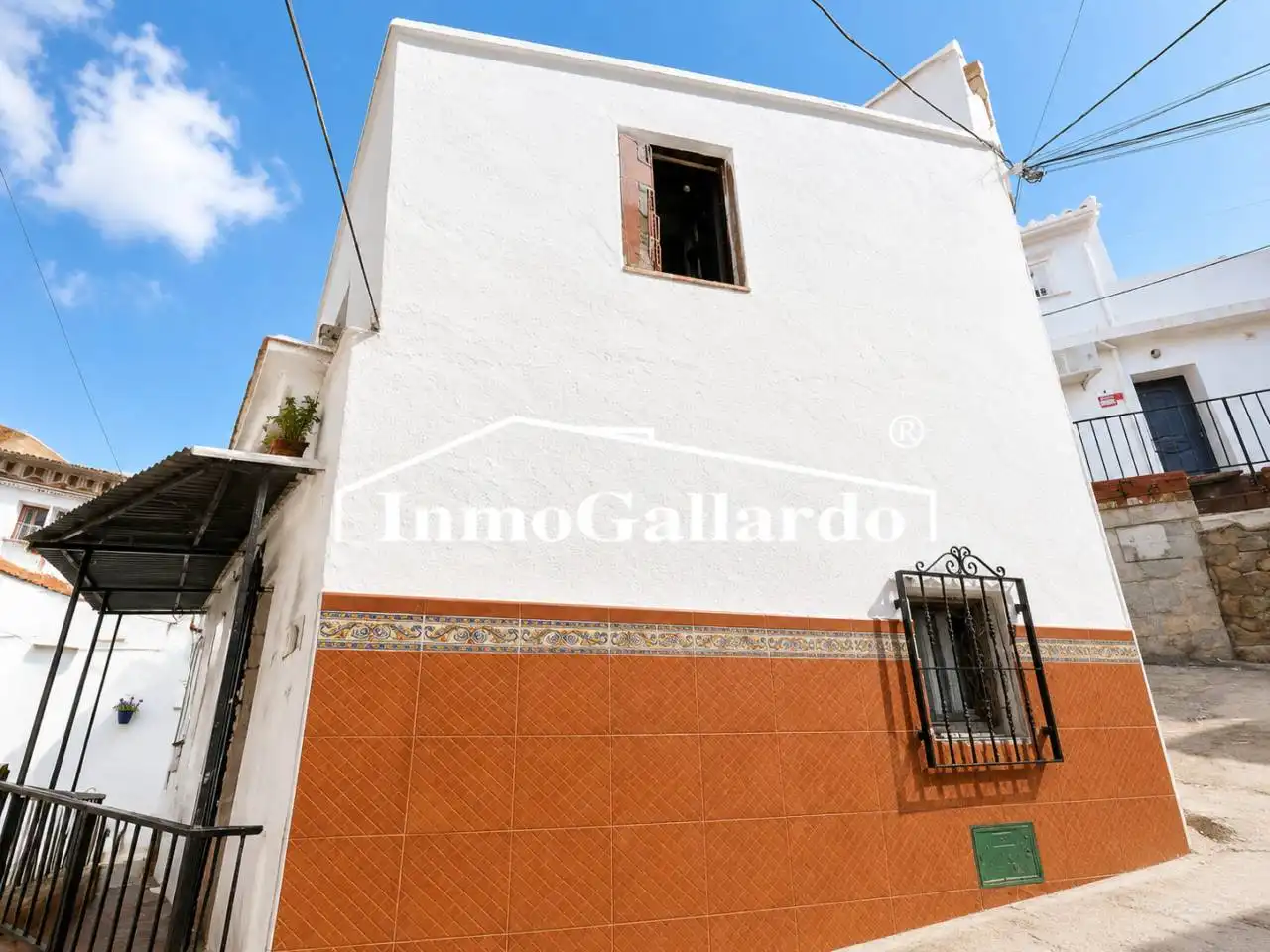 Vista exterior de Casa o xalet en venda en Vélez-Málaga amb Terrassa