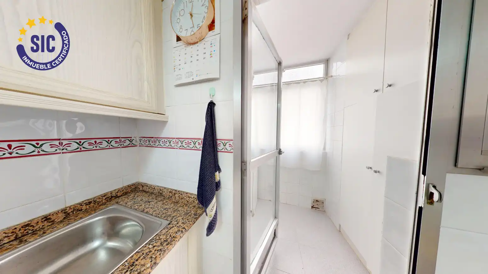 Baño de Piso en venta en Valencia con Calefacción y Amueblado