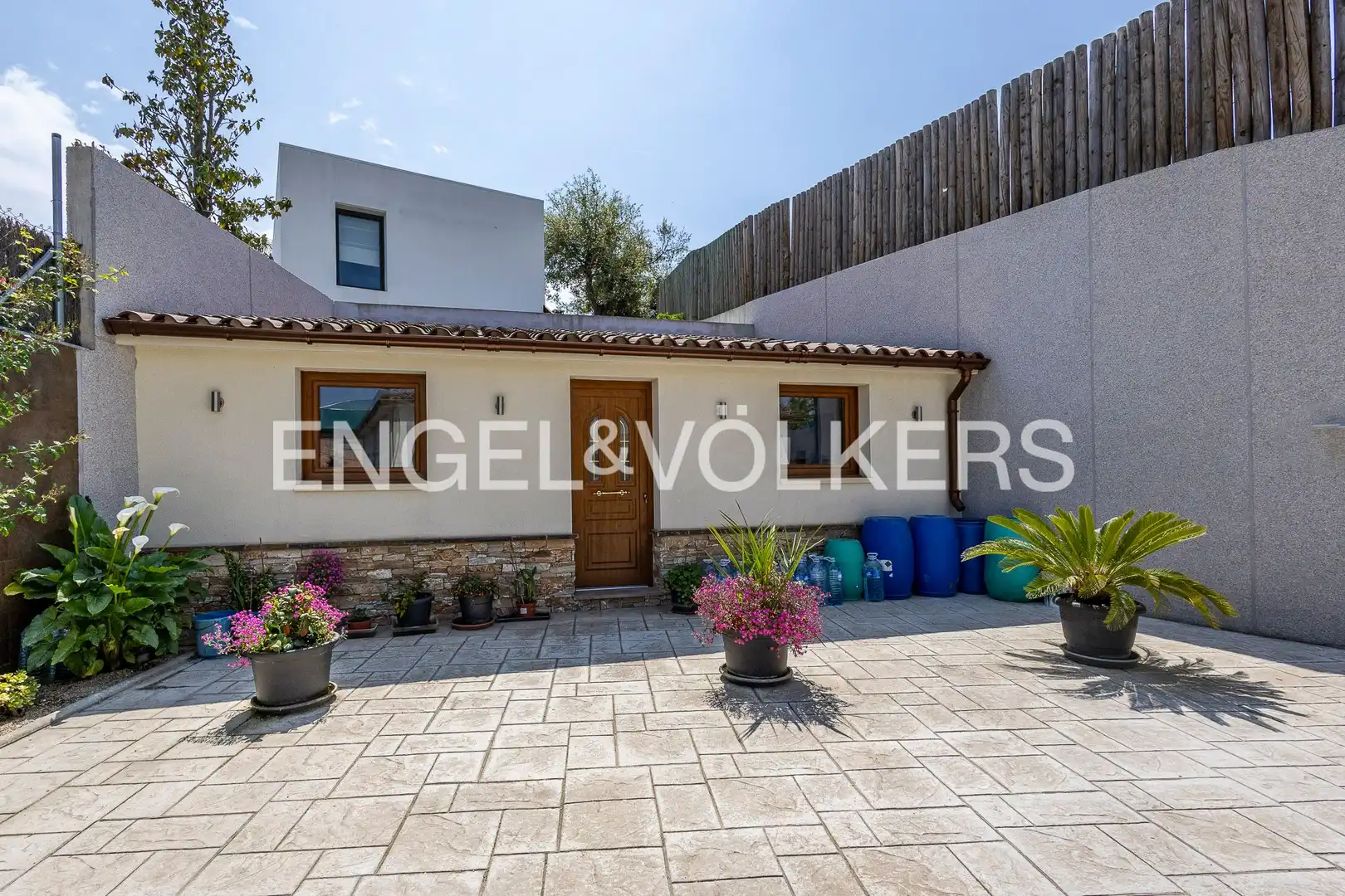 Exterior view of Houses for sale in Sant Sadurní d'Anoia  with Air Conditioner, Heating and Private garden
