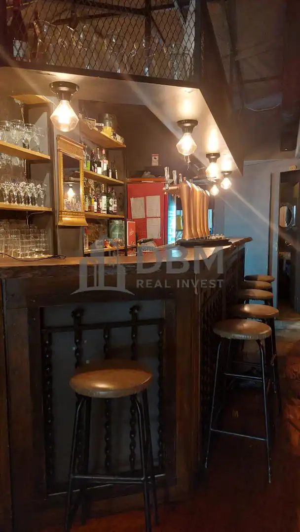Business premises for transfer in Ciutat Vella, imagen 4