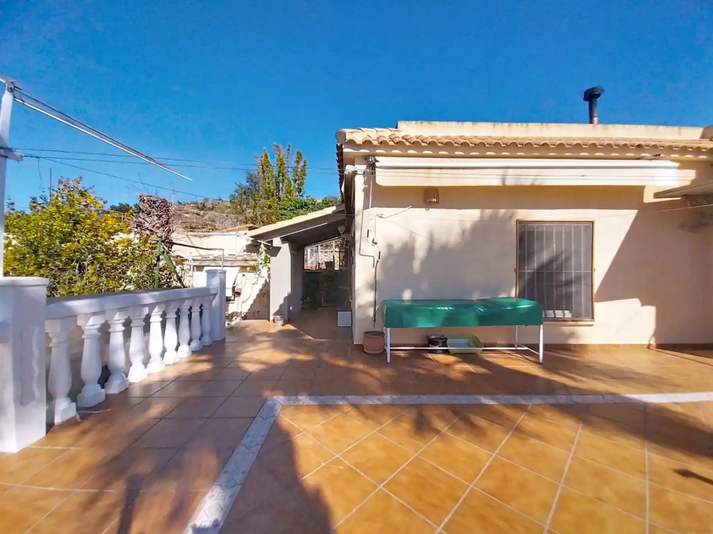 Vista exterior de Casa o chalet en venta en La Nucia con Aire acondicionado, Jardín privado y Terraza