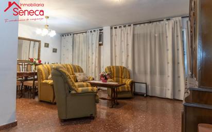 Living room of Flat for sale in  Córdoba Capital  with Terrace and Furnished