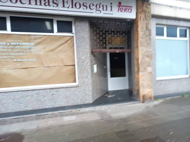 Local comercial en Alquiler en Sabino Arana Kalea en Sopela
