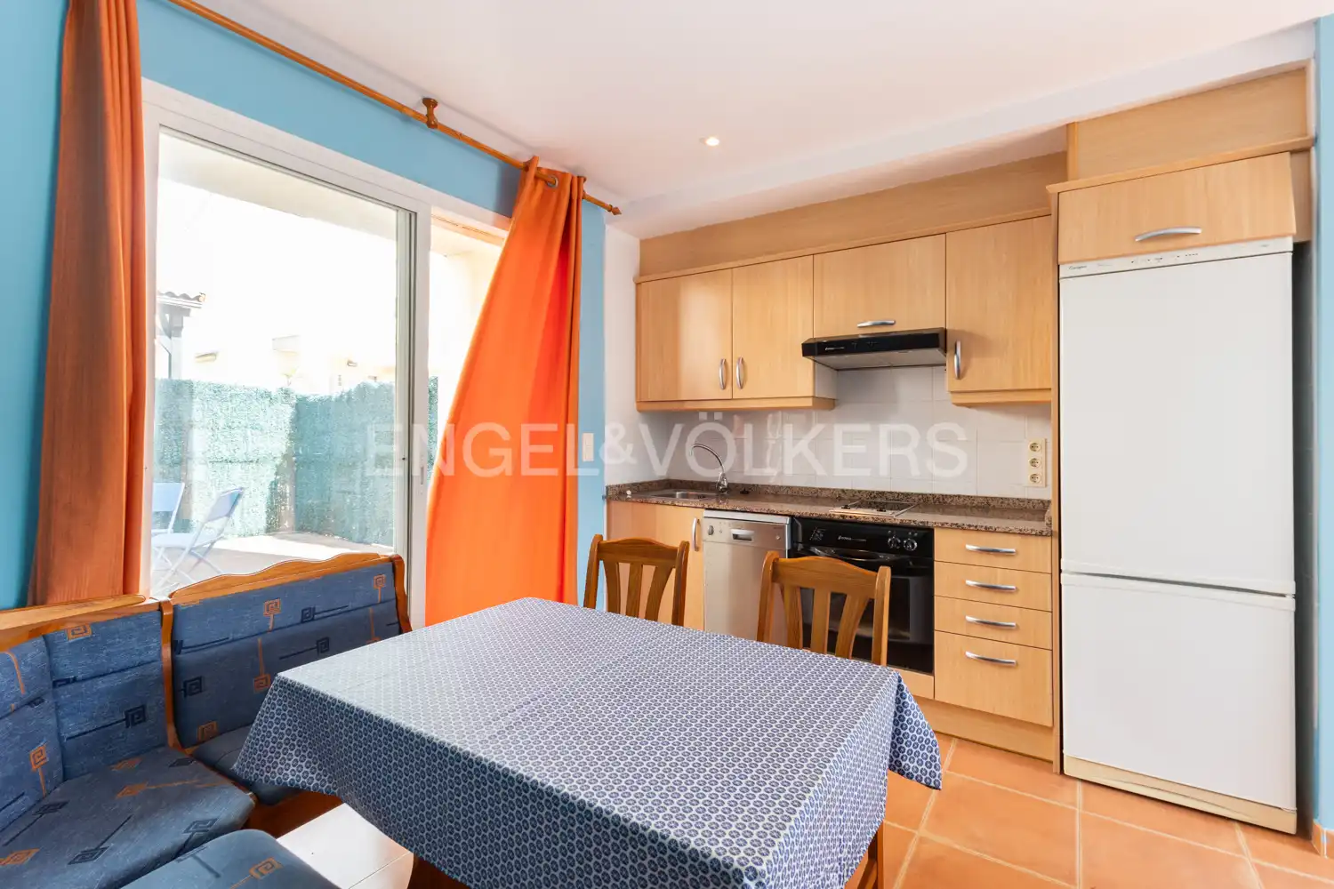 Cuina de Casa o xalet en venda en Oropesa del Mar / Orpesa amb Calefacció, Jardí privat i Terrassa