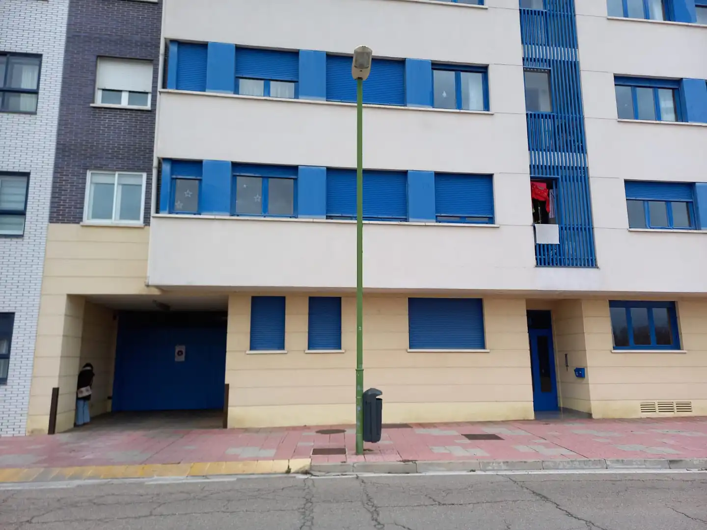 Vista exterior de Garaje en venta en Burgos