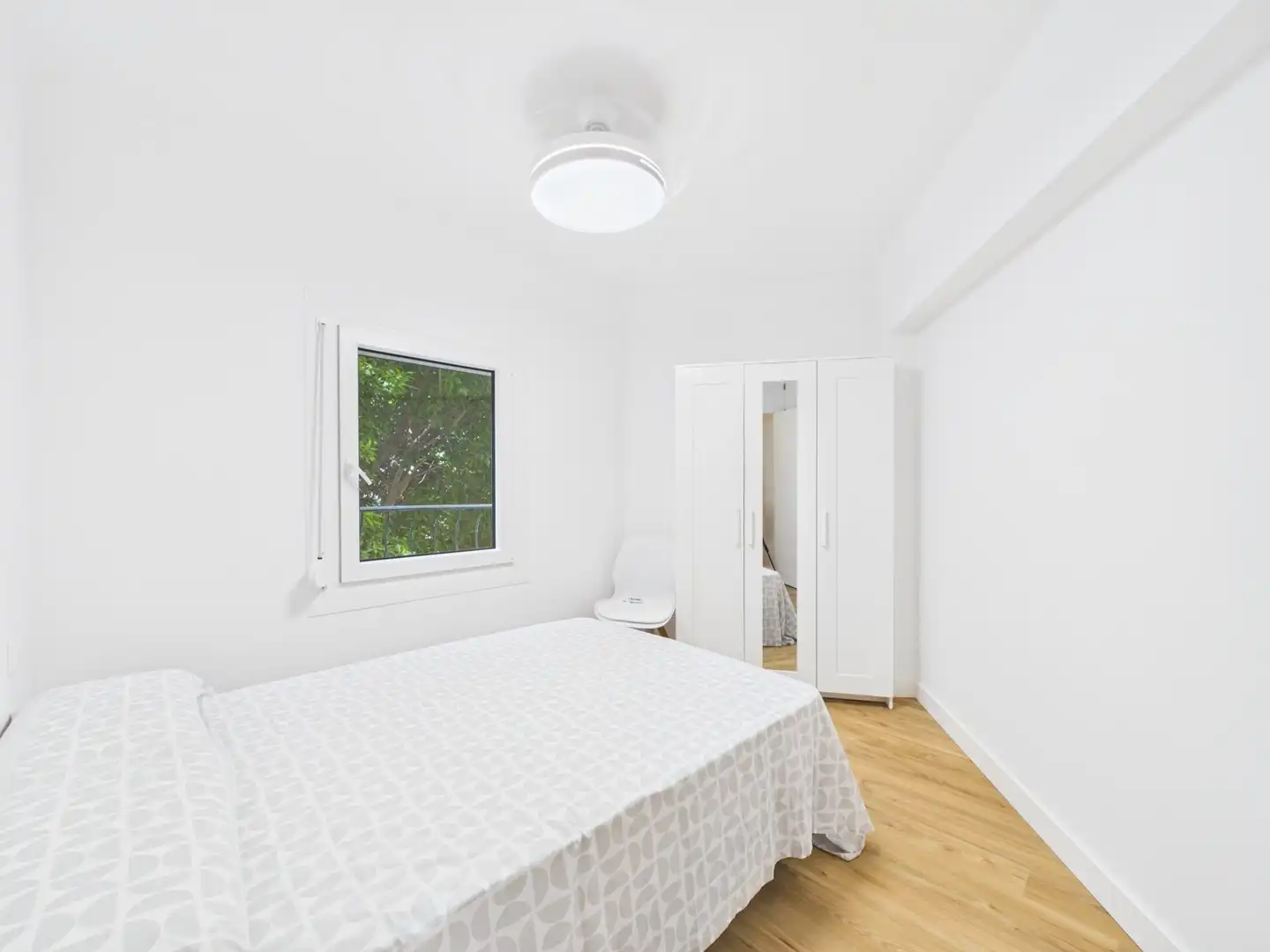 Bedroom of Flat for rent in  Palma de Mallorca  with Air Conditioner, Furnished and Balcony